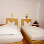 Hotel Spitzenpfeil 3*
