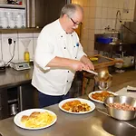 Spitzenpfeil Hotel 3*