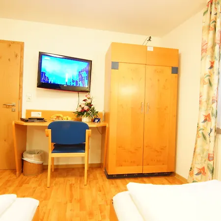 Spitzenpfeil Hotell Michelau in Oberfranken