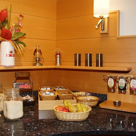 Spitzenpfeil Hotell 3*