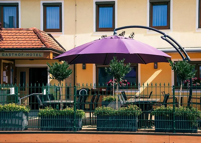 Spitzenpfeil Hotel