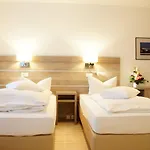 Spitzenpfeil Hotel 3*