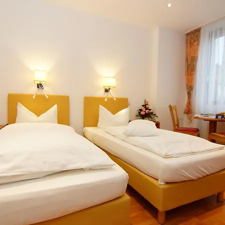 Spitzenpfeil 3* Michelau in Oberfranken