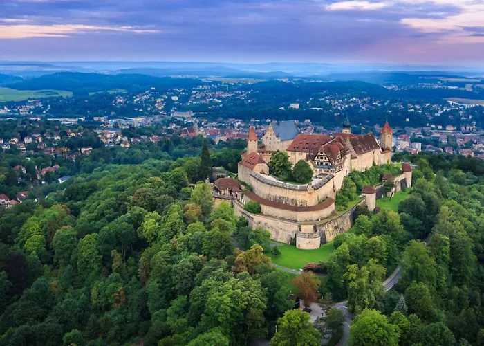 Spitzenpfeil Szálloda Michelau in Oberfranken