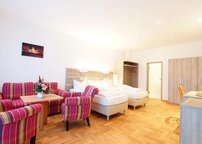 Spitzenpfeil 3* Michelau in Oberfranken